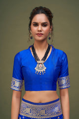 Sari tissé en soie d'art Banarasi bleu