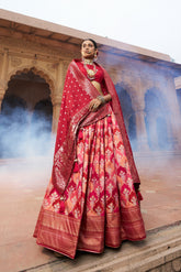 Ensemble Lehenga Choli indien en coton et soie rose saumon clair prêt à l'emploi pour femme avec chemisier de créateur et Dupatta pour mariage