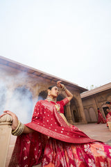 Ensemble Lehenga Choli indien en coton et soie rose saumon clair prêt à l'emploi pour femme avec chemisier de créateur et Dupatta pour mariage