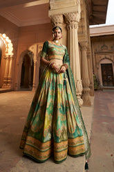 Ensemble de choli indien en coton et soie vert mer prêt à l'emploi pour femmes avec chemisier de créateur et Dupatta pour mariage