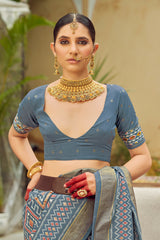 Sari gris en coton et soie à imprimé chevrons