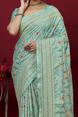 Sari brodé en coton et soie bleu aqua Chickankari