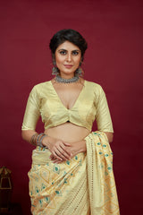 Sari brodé Chickankari en coton et soie citron vert