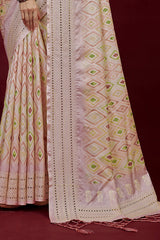 Sari brodé Chickankari en coton et soie rose