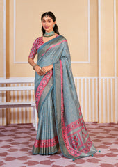 Sari imprimé Bandhani en soie Tussar bleu pastel