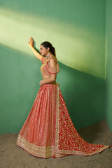 Lehenga Choli brodé en sequins georgette rouge