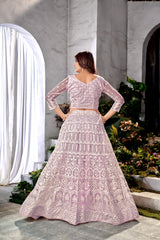 Lehenga Choli brodé en filet violet