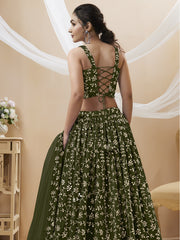 Lehenga Choli brodé en georgette verte