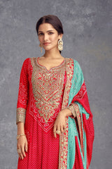 Chinon Bandhani rouge Kurti brodé avec Sharara Dupatta