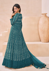 Robe évasée brodée en georgette bleu sarcelle avec dupatta sur le bas