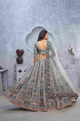 Lehenga Choli brodé en soie organza grise