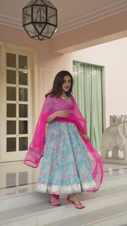 Pantalon Kurti prêt à porter en rayonne de coton bleu aqua avec taille superposée et Dupatta