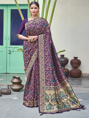 Sari tissé en soie d'art Banarasi violet