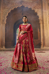 Ensemble de choli Lehenga indien en coton et soie rouge rosé prêt à l'emploi pour femmes avec chemisier de créateur et Dupatta pour mariage