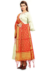 Dupatta tissé en soie d'art Banarasi rouge