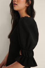 Robe fendue avec lien dans le dos
