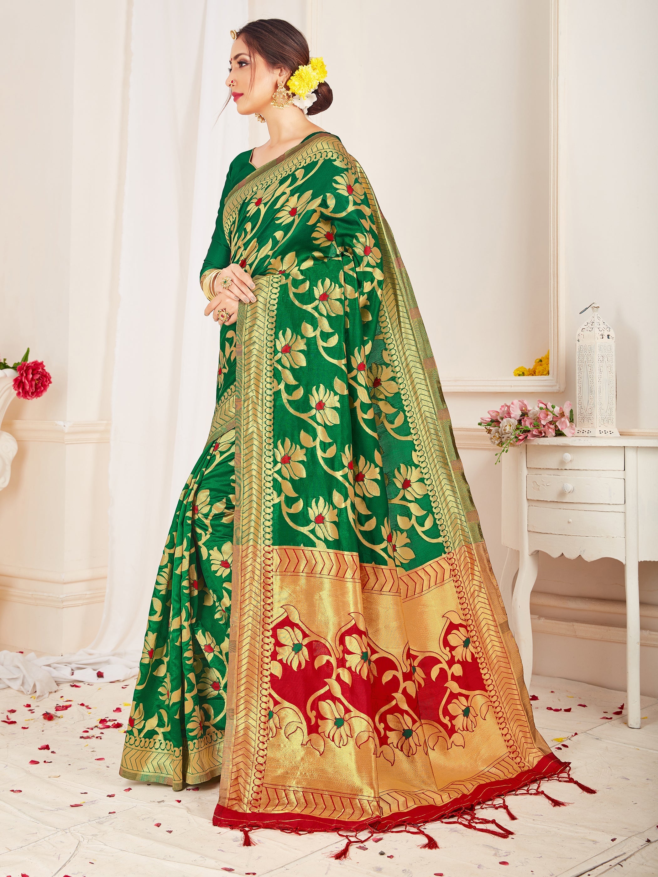 Green Banarasi Art Silk Woven Saree