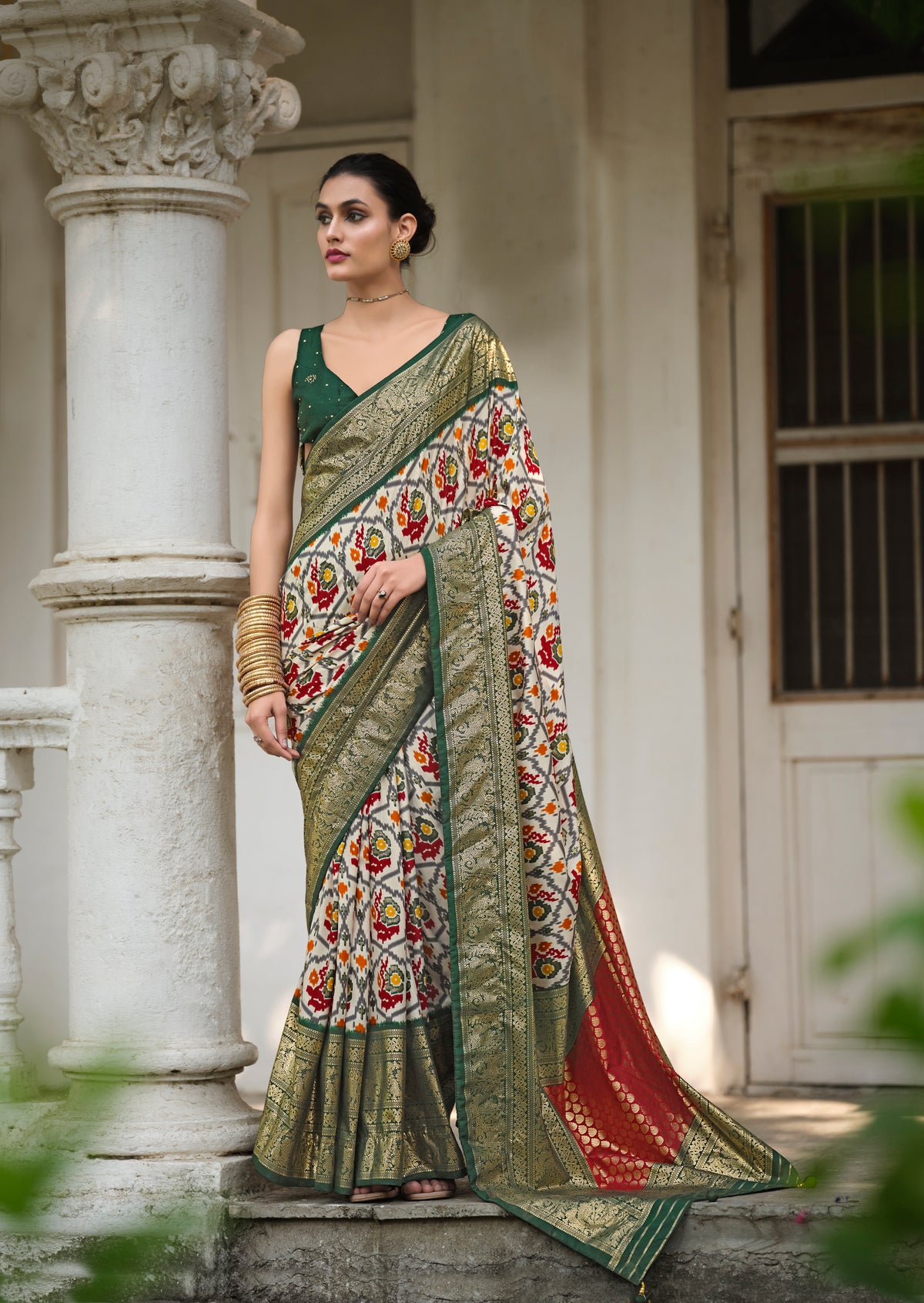 Off White Lunar Green Tussar Silk Ikkat Print Saree