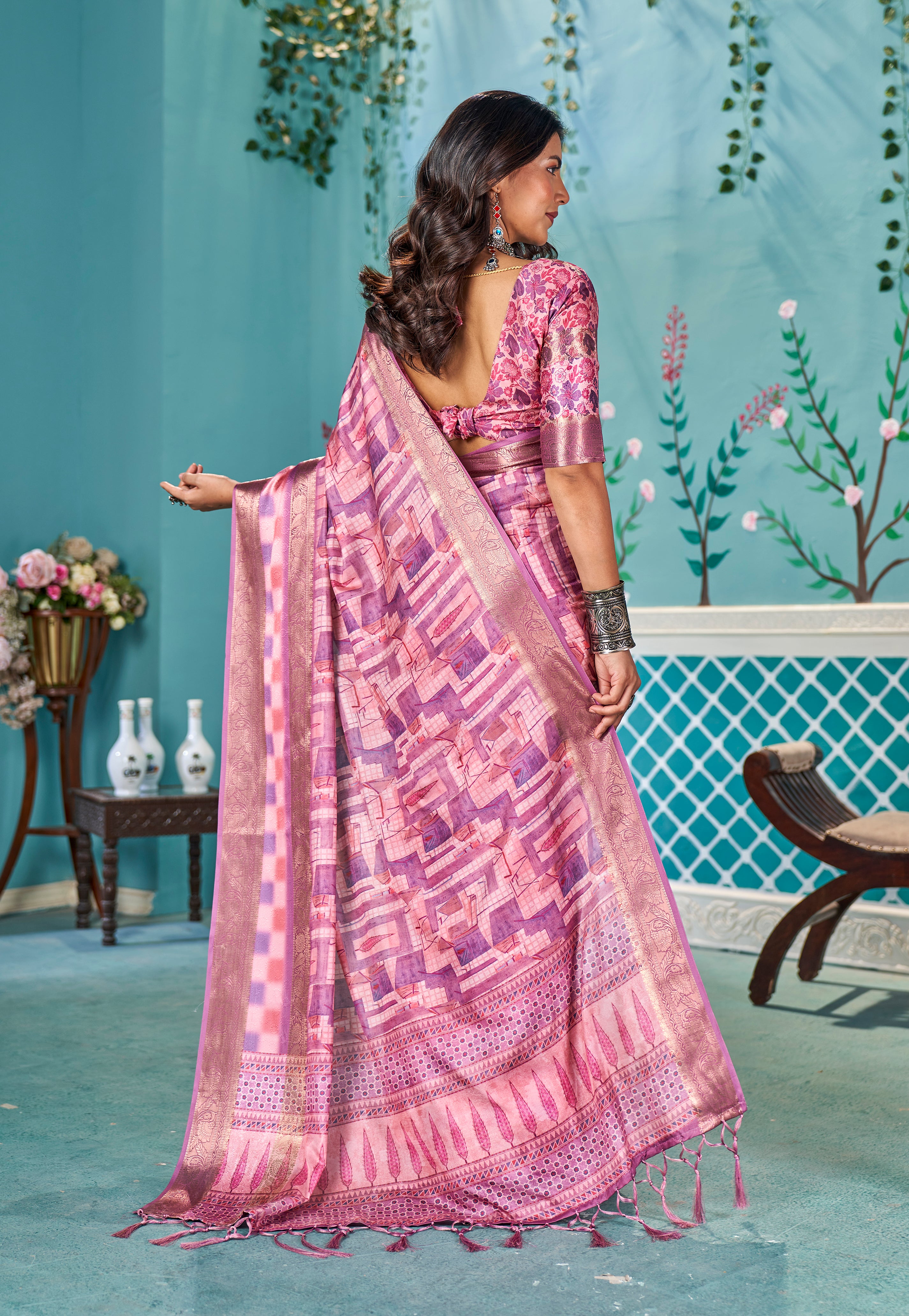 Purple Pink Dola Silk Abstract Print Saree