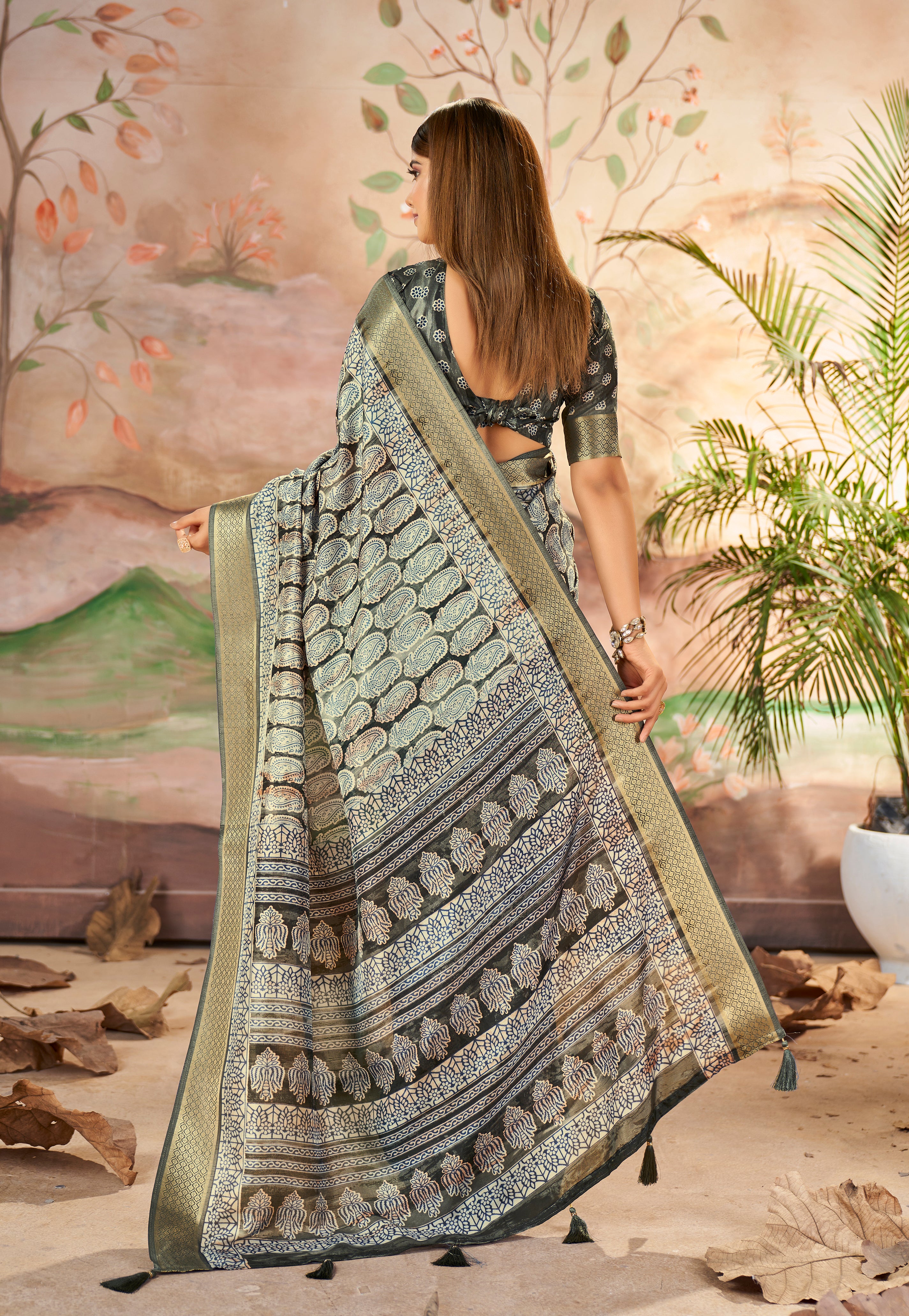 Carbon Grey Dola Silk Paisley Print Saree