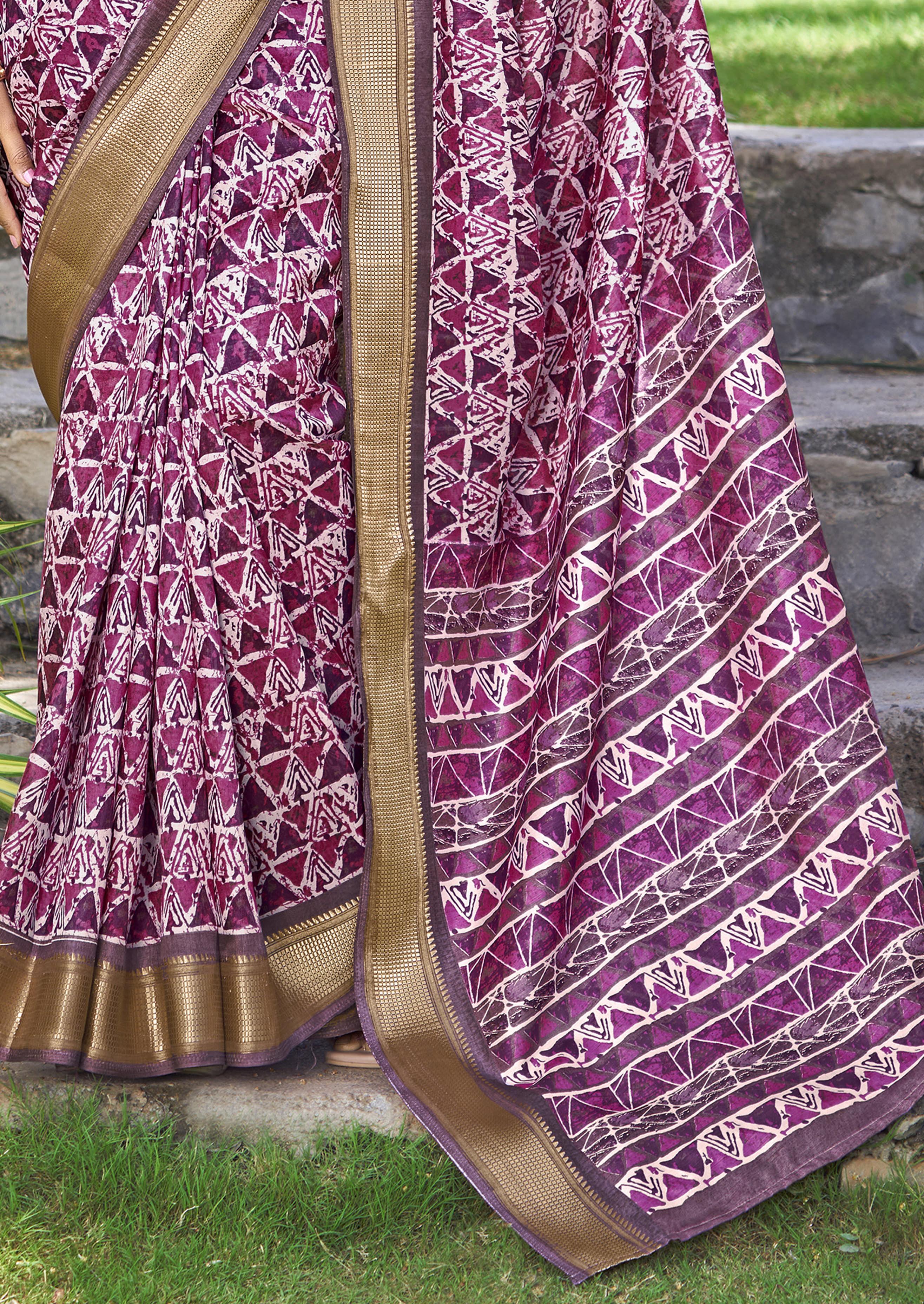 Pink Purple Kalamkari Silk Geometric Print Saree