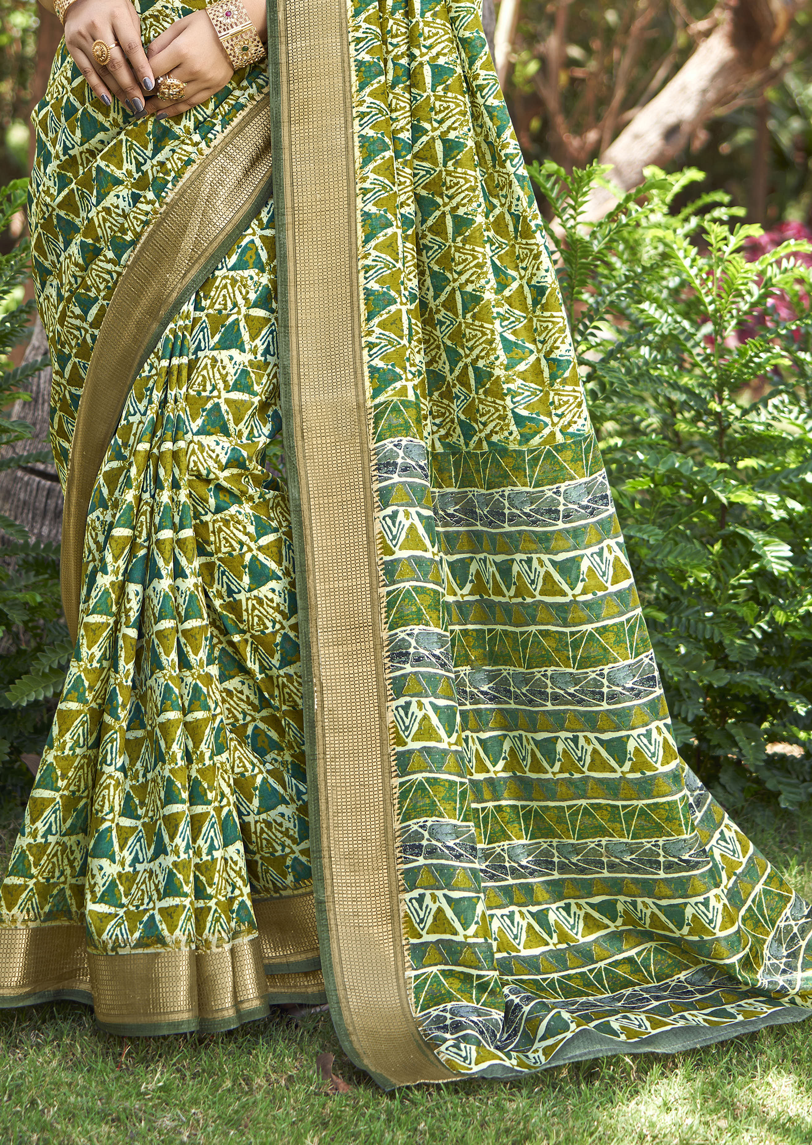 Light Green Kalamkari Silk Geometric Print Saree