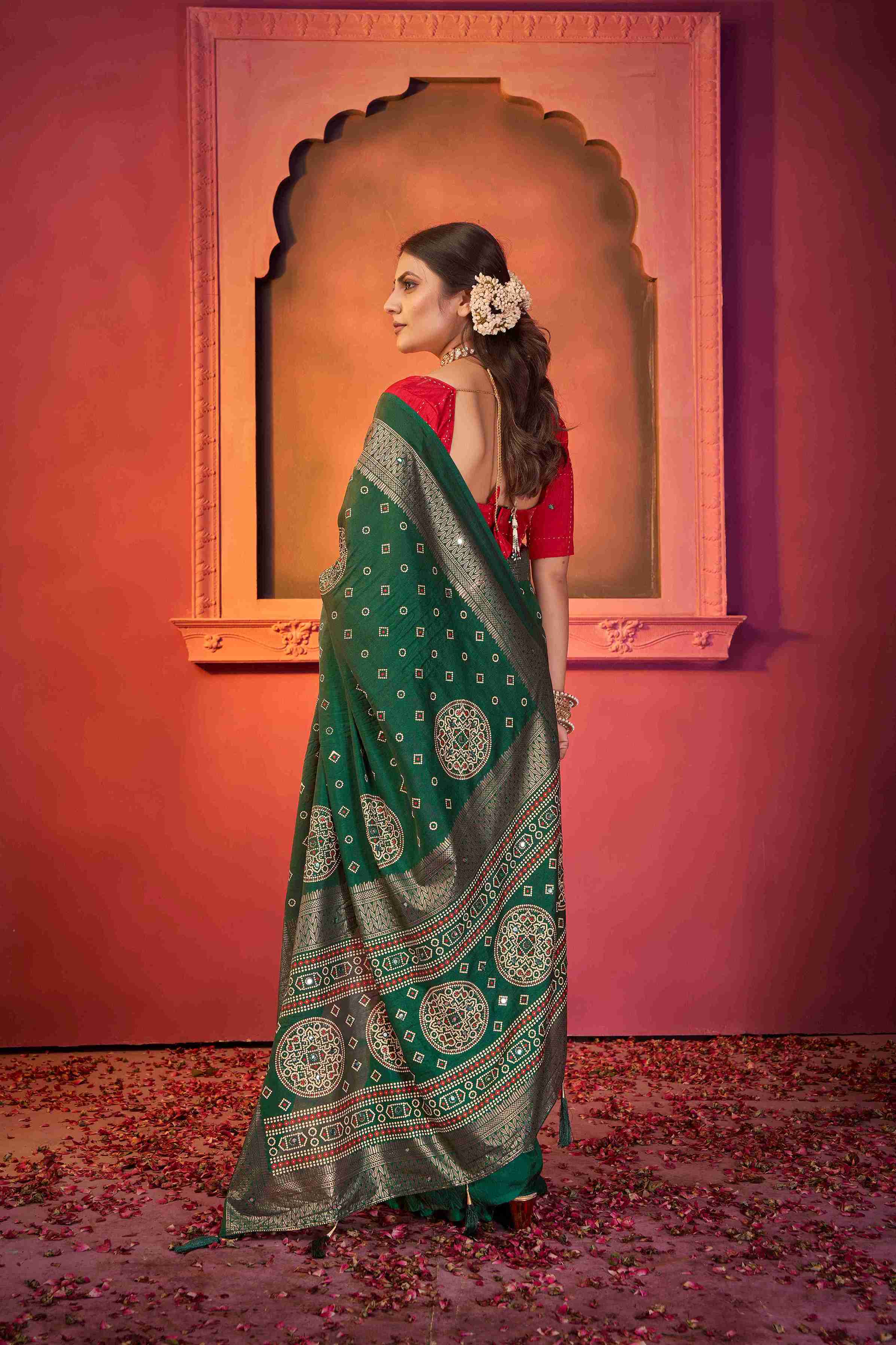 Green Tussar Silk Crush Bandhani Printed Saree