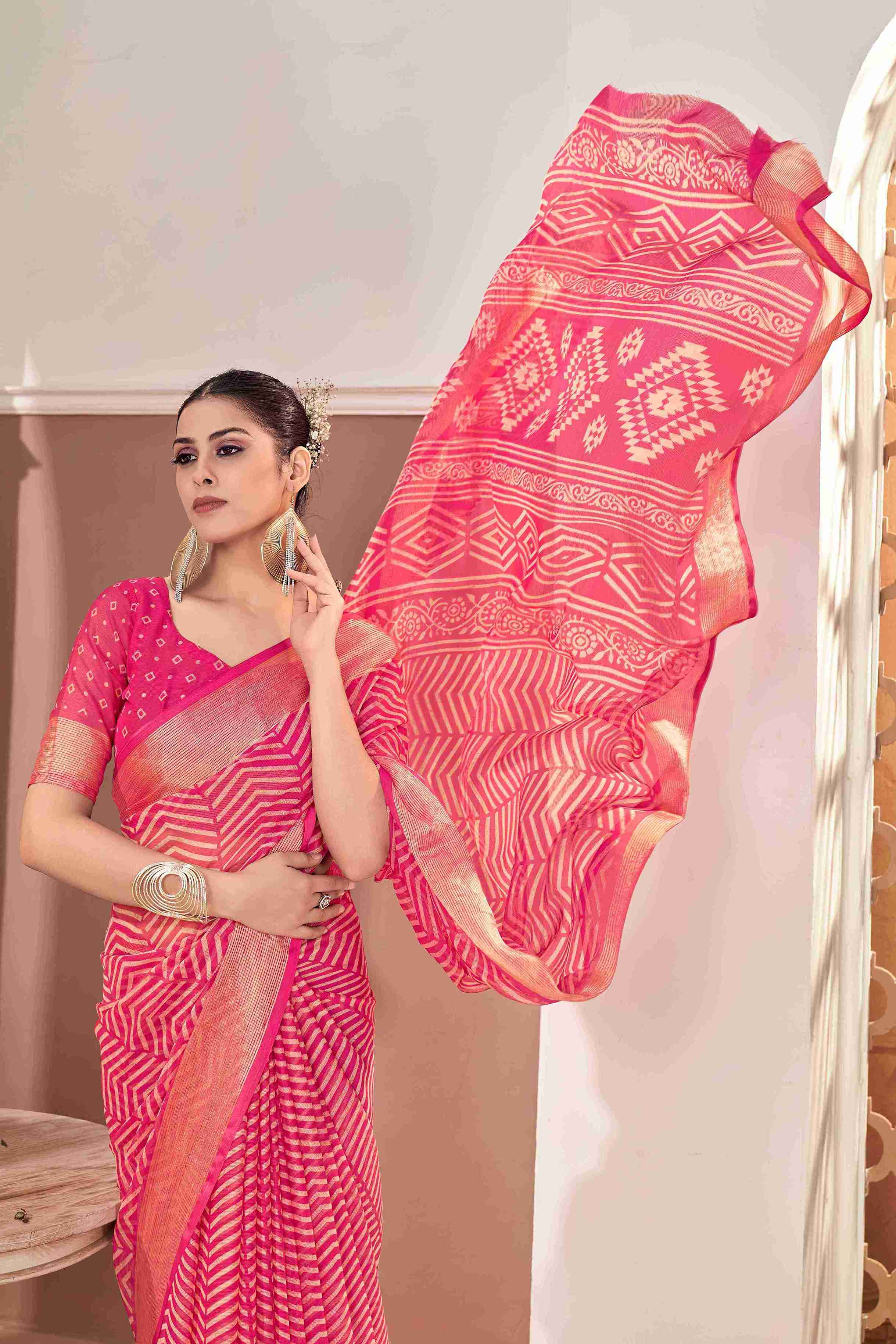 Pink Chiffon Zigzag Printed Saree