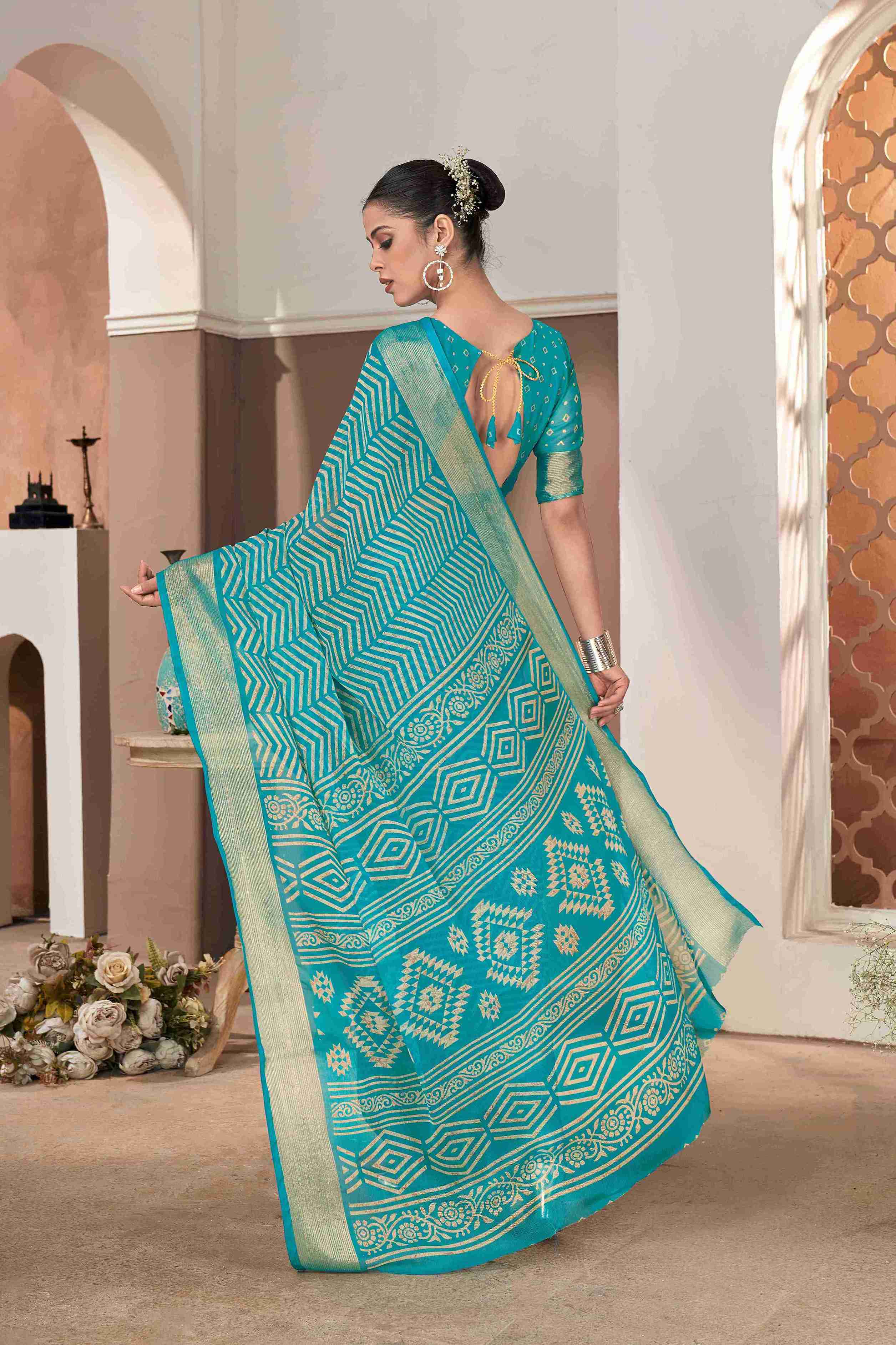 Teal Blue Chiffon Zigzag Printed Saree