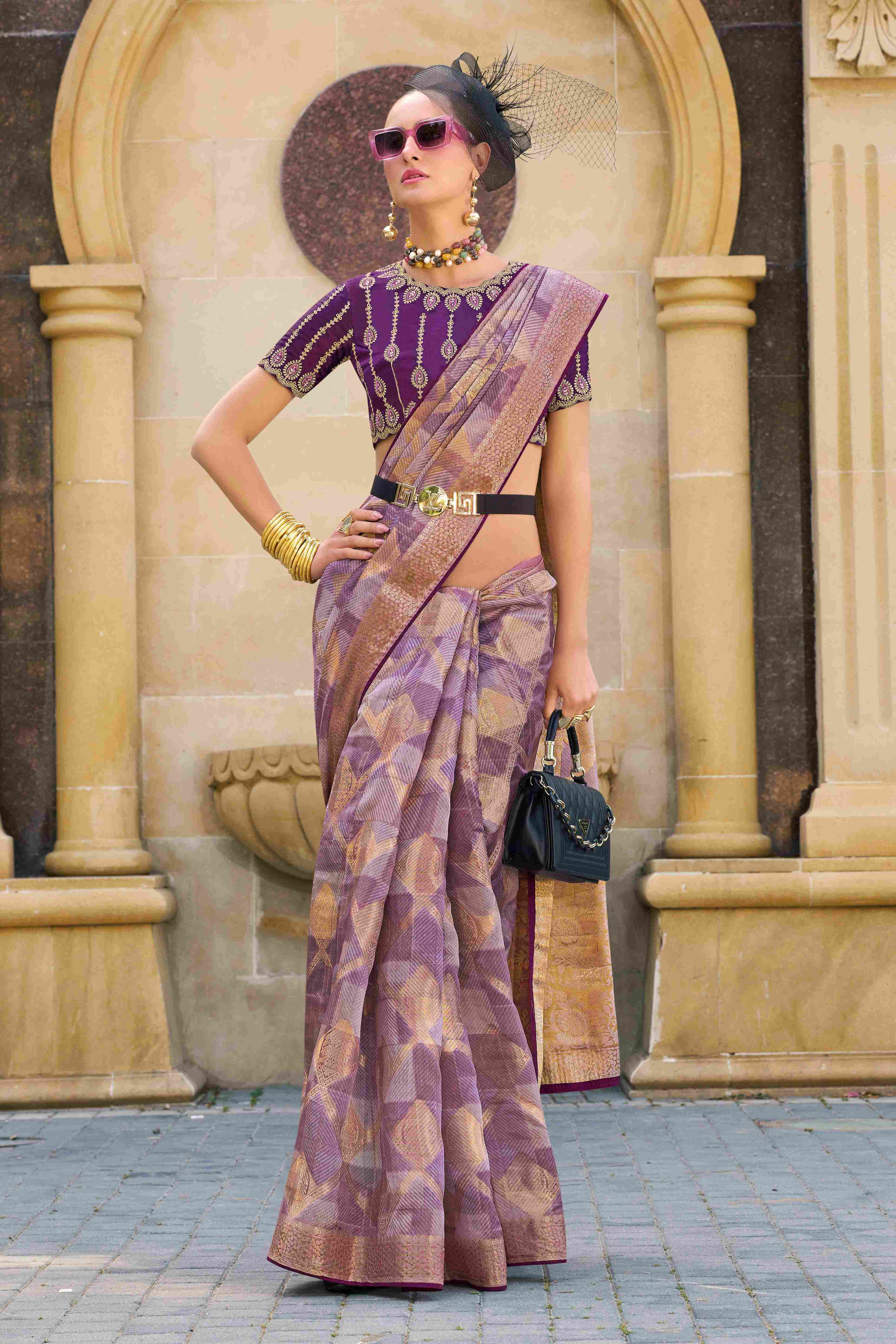 Sari tissé en jacquard violet