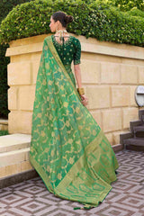 Sari tissé en jacquard vert