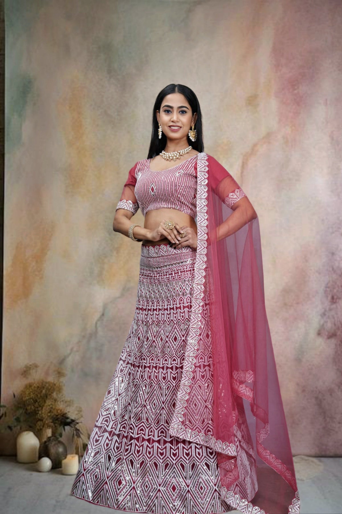 Lehenga Choli brodé en filet rose