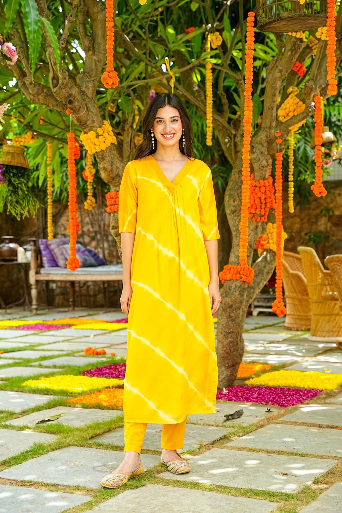 Yellow Colored Muslin Shibori Digital Printed Kurti With Pant