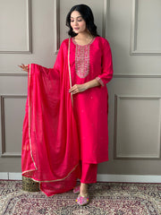 Peach Pink Viscose Chanderi Embroidered Kurti With Pant Dupatta