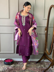 Lavender Viscose Chanderi Embroidered  Kurti With Pant Dupatta