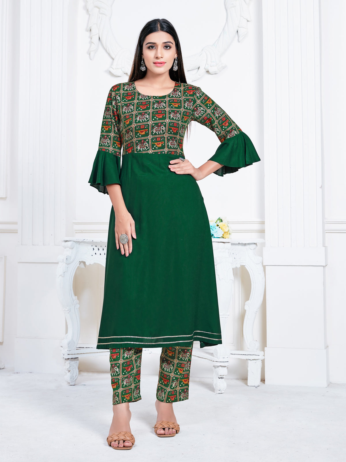 Green Color Printed Rayon Kurti With Pant For Women