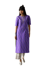 Lavender Zari Woven Silk Blend Key Hole Neck Kurta Set With Pant