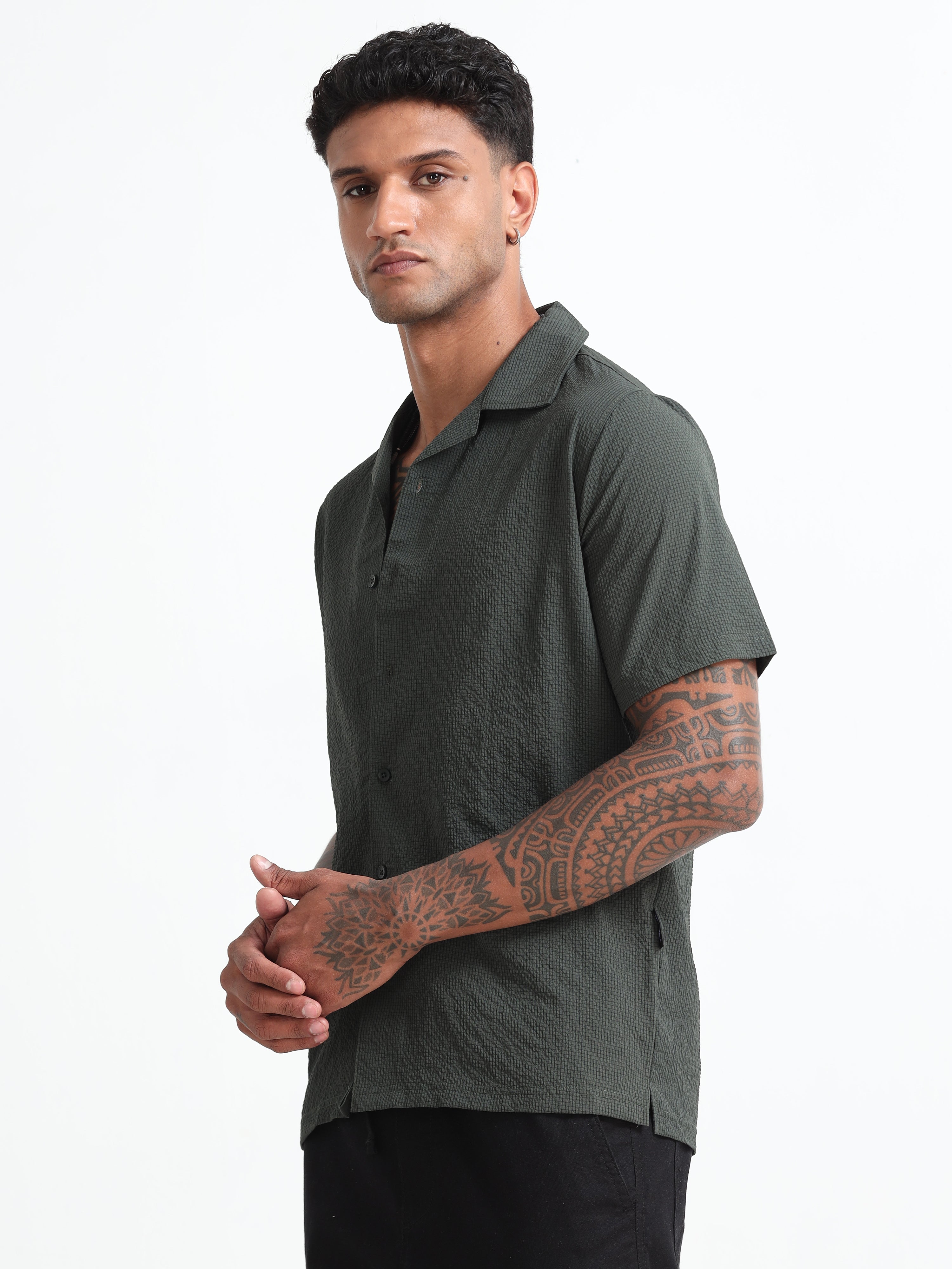 Bottle-Green Cotton Blend  Half Sleeves Regular Shirt