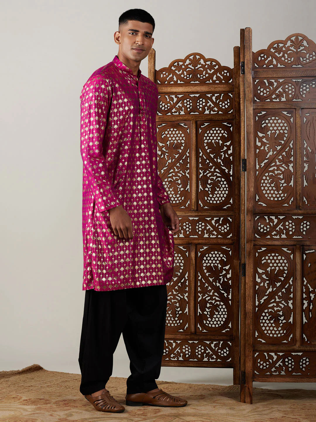 Men's Pink Art Silk Foil Print Kurta Pathani Set