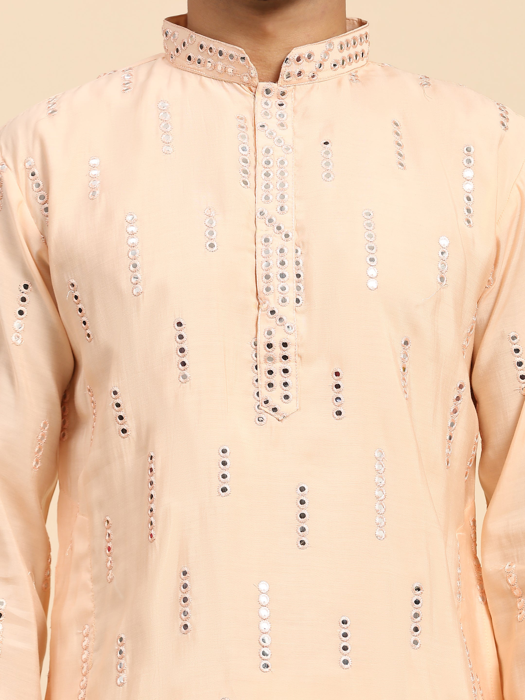 Ensemble pyjama Kurta en soie rose pâle pour homme avec effet miroir 