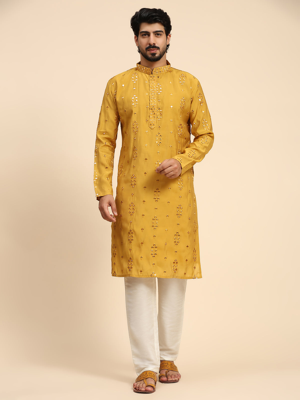 Ensemble pyjama Kurta en soie effet miroir moutarde pour homme 