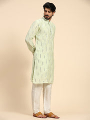 Ensemble pyjama Kurta en soie vert clair pour homme avec effet miroir 