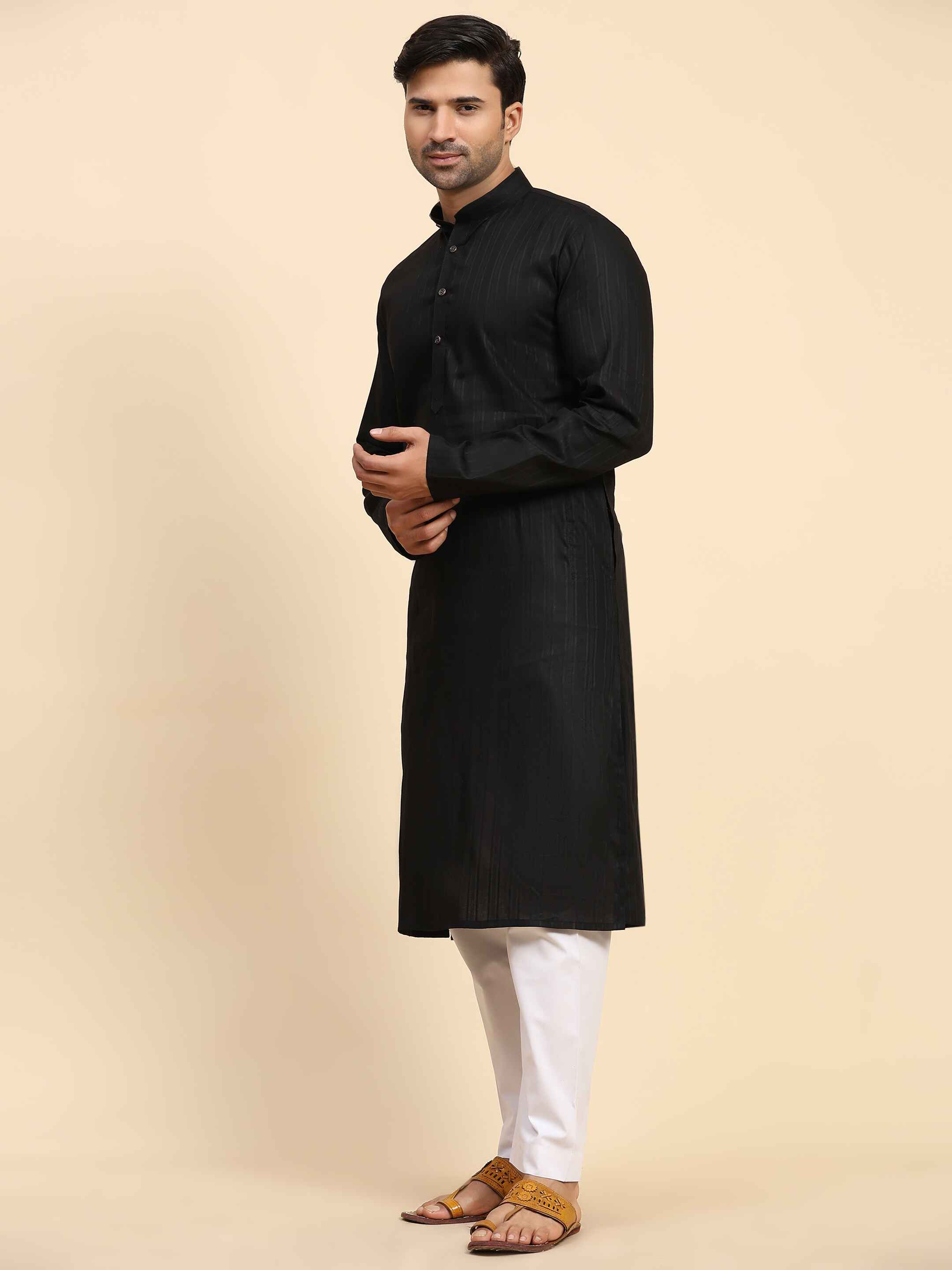 Ensemble pyjama Kurta en coton tissé noir pour homme 