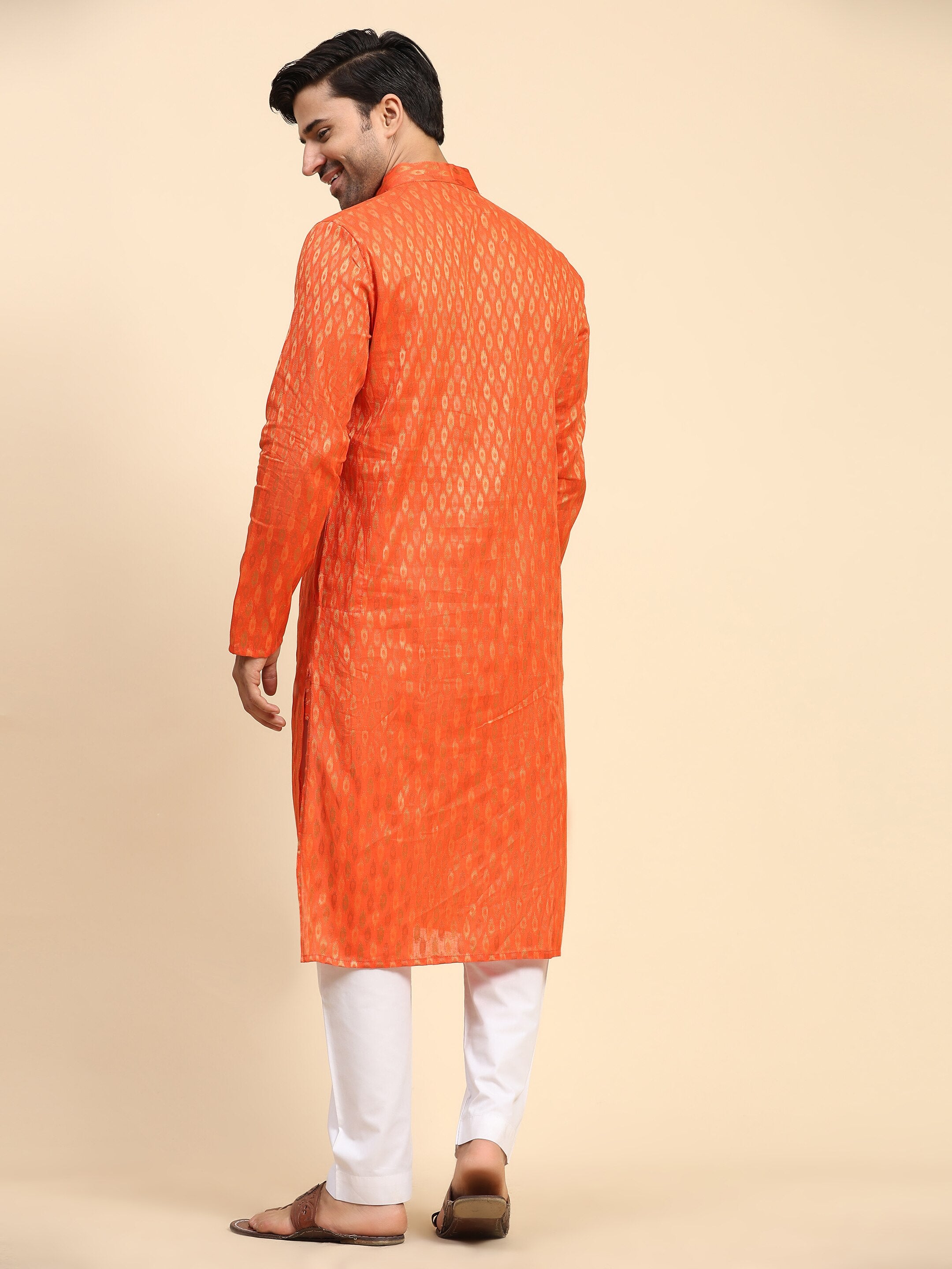 Ensemble de pyjama Kurta tissé en coton orange Bhagva pour hommes 