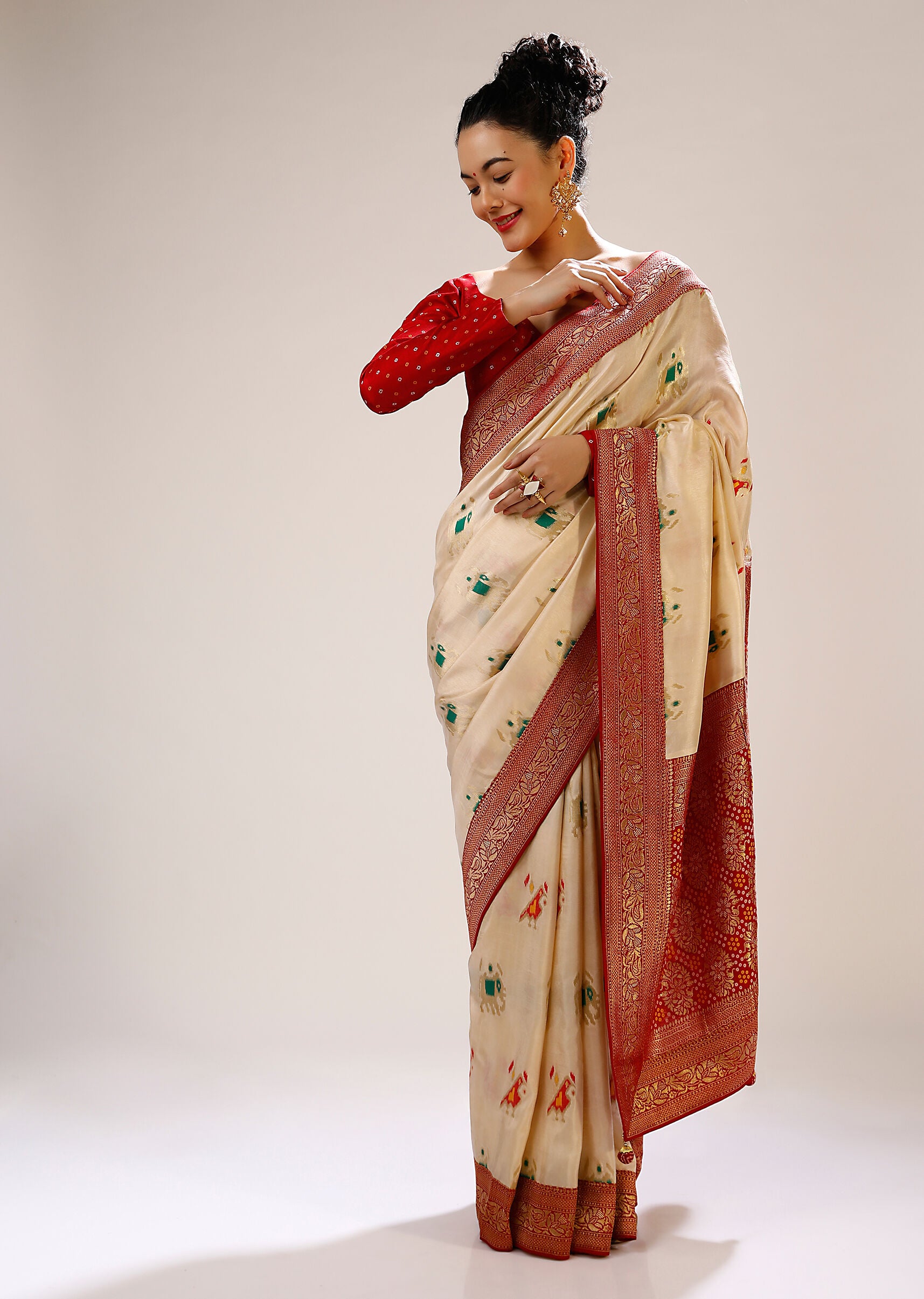 Designer SareeOff WhiteColorBanarasi Art SilkWovenSaree ForEngagement