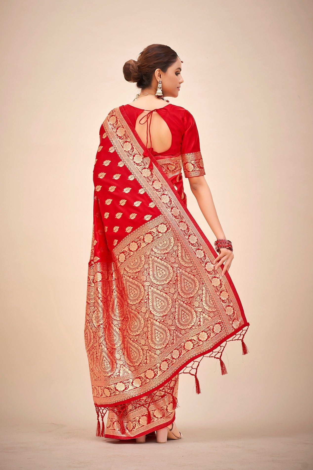 Venetian Red Banarasi Art Silk Woven Saree