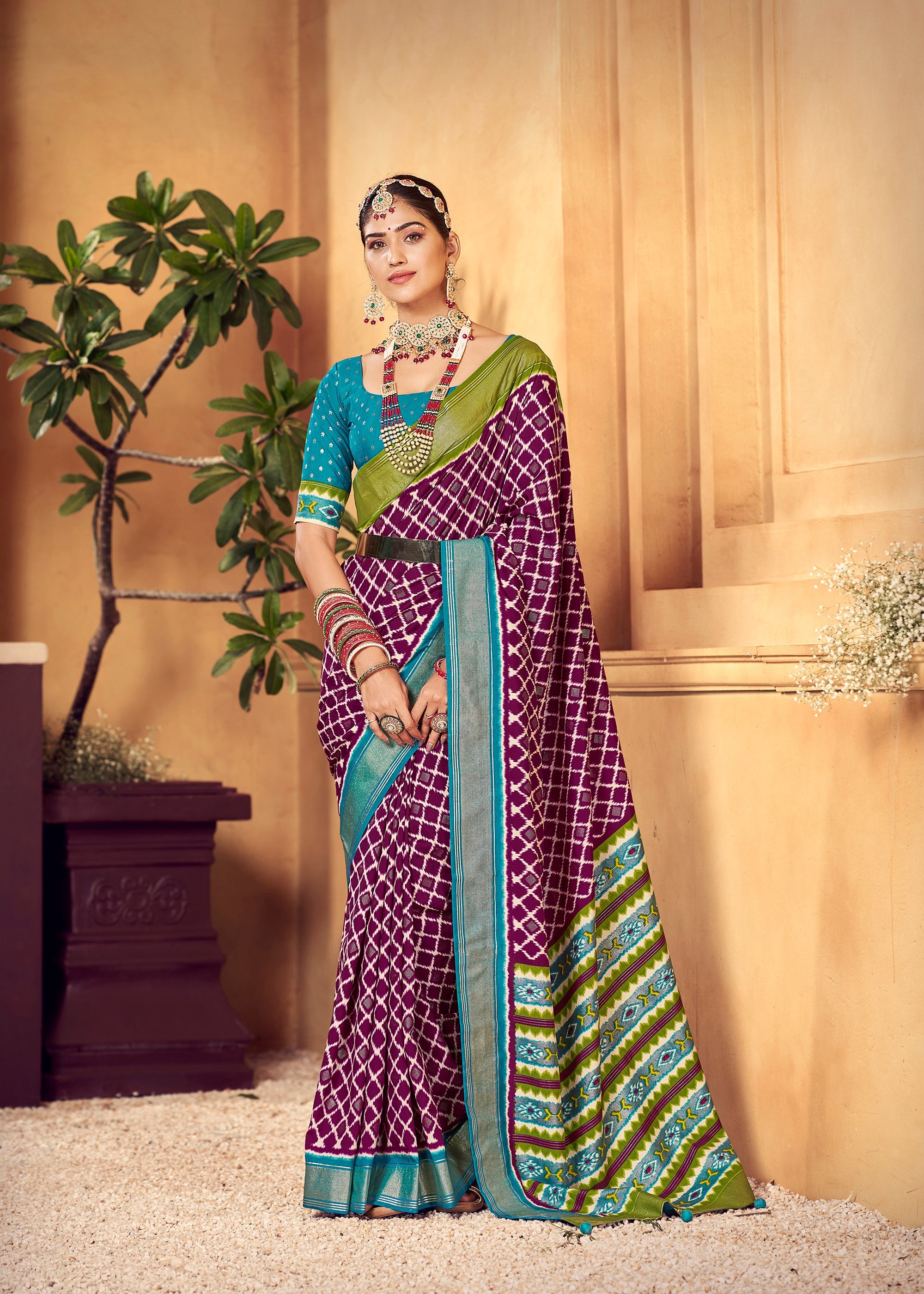 Wine Cotton Silk Abstract Print Saree