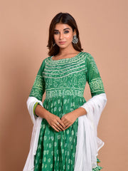 Kurta Set Green Color Rayon Printed Dress For  Pooja 