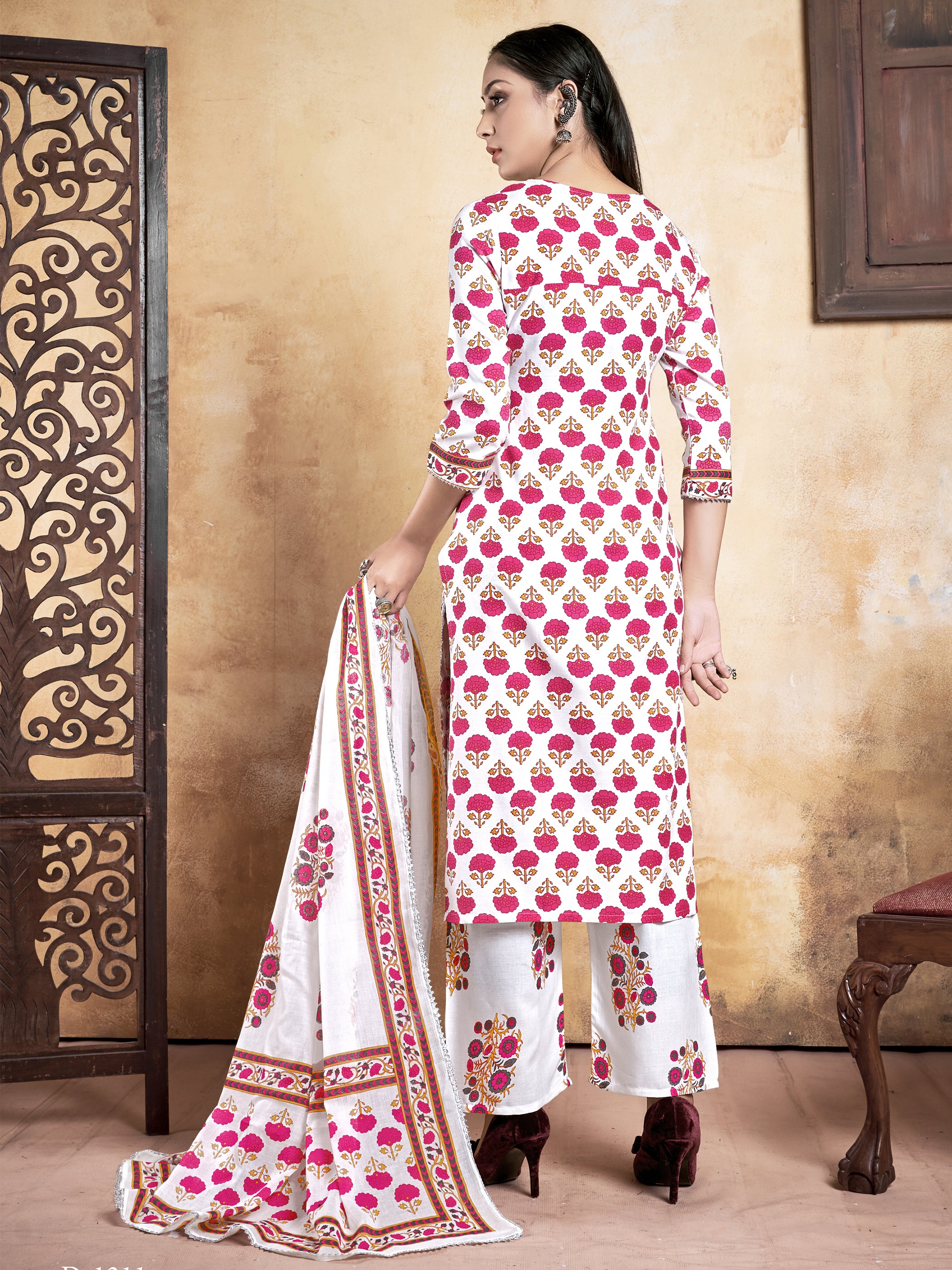 Kurta White Color Cotton Printed Dress For Ceremonial