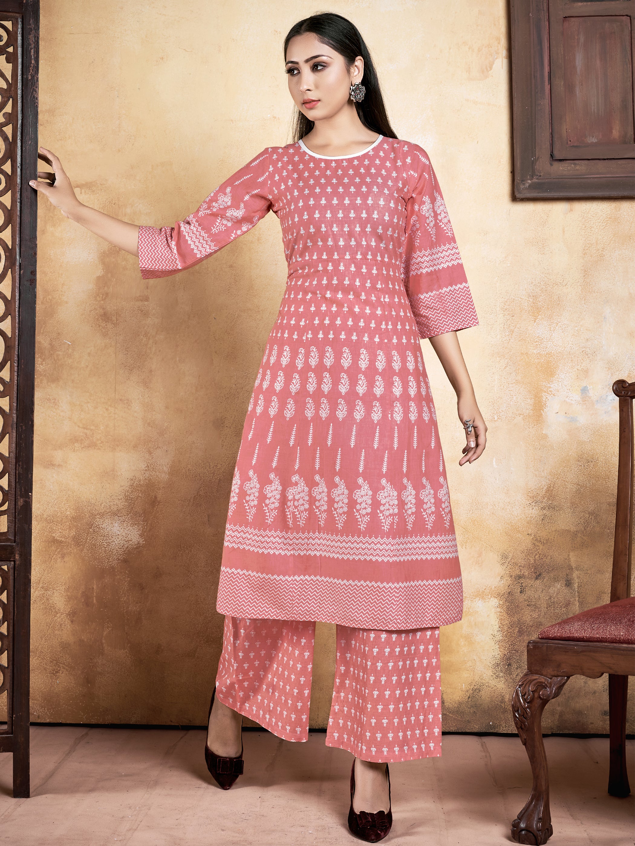 Peach Color Printed Rayon Kurti With Plazzo For Occasion